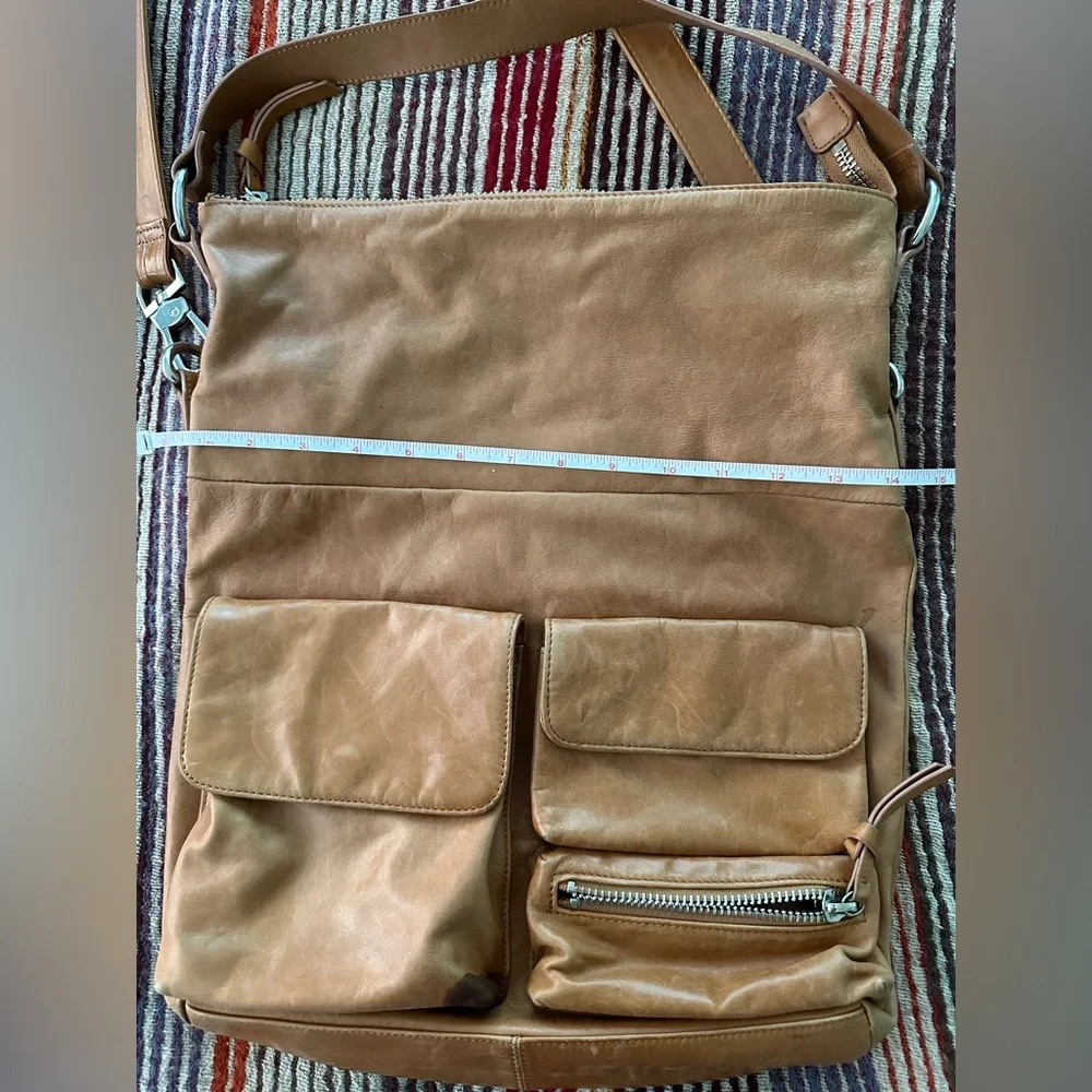 HOBO International leather adjustable crossbody bag - Picture 11 of 13